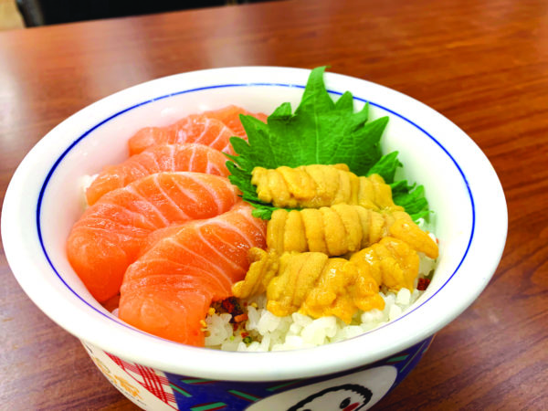 三文魚海膽丼